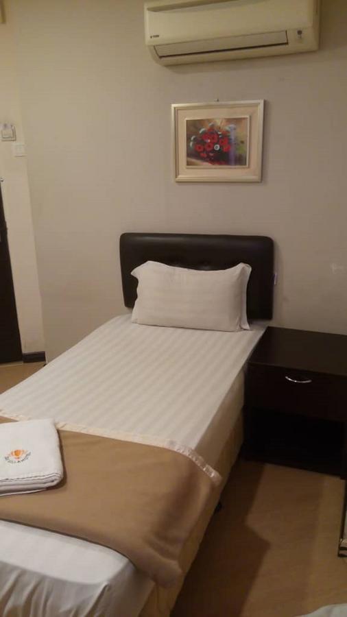 Sai Villa Hotel Near Klia & Klia2 Nilai Extérieur photo