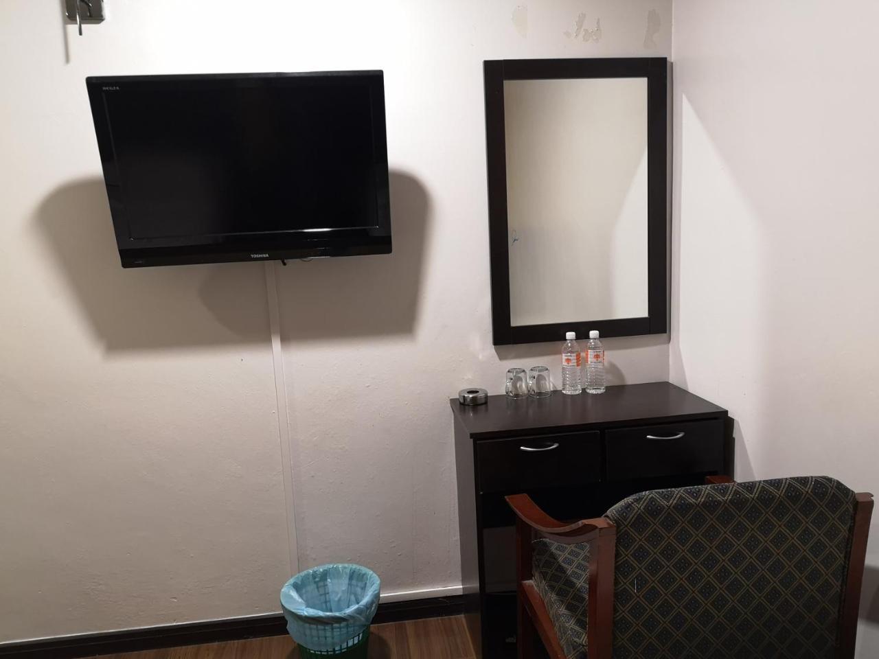 Sai Villa Hotel Near Klia & Klia2 Nilai Extérieur photo