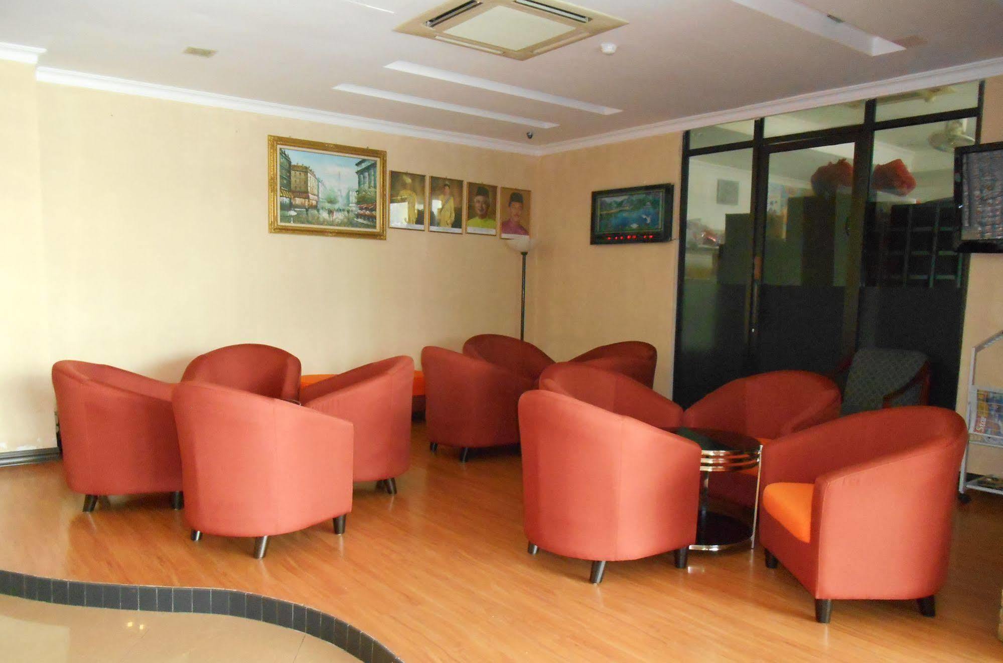 Sai Villa Hotel Near Klia & Klia2 Nilai Extérieur photo