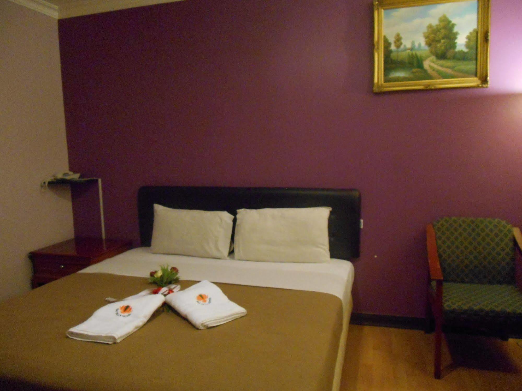 Sai Villa Hotel Near Klia & Klia2 Nilai Extérieur photo